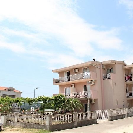 Apartments Petricevic Sutomore Exterior photo
