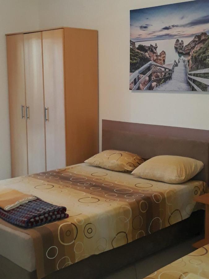 Apartments Petricevic Sutomore Exterior photo
